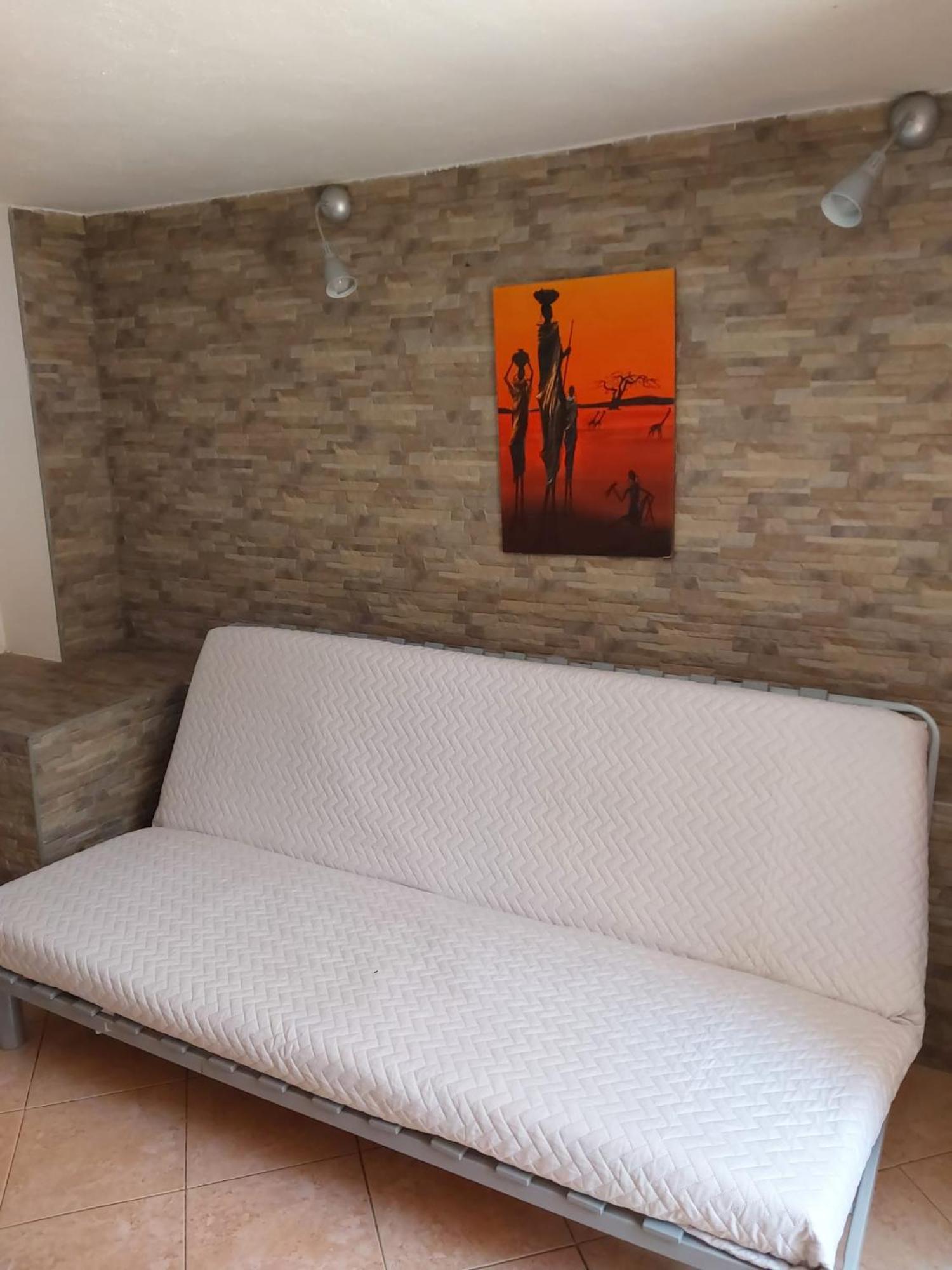 דירות Garden Basement - Seminterrato Max 4 Ospiti - Fiumicino Vicino Aeroporto E Fiera מראה חיצוני תמונה